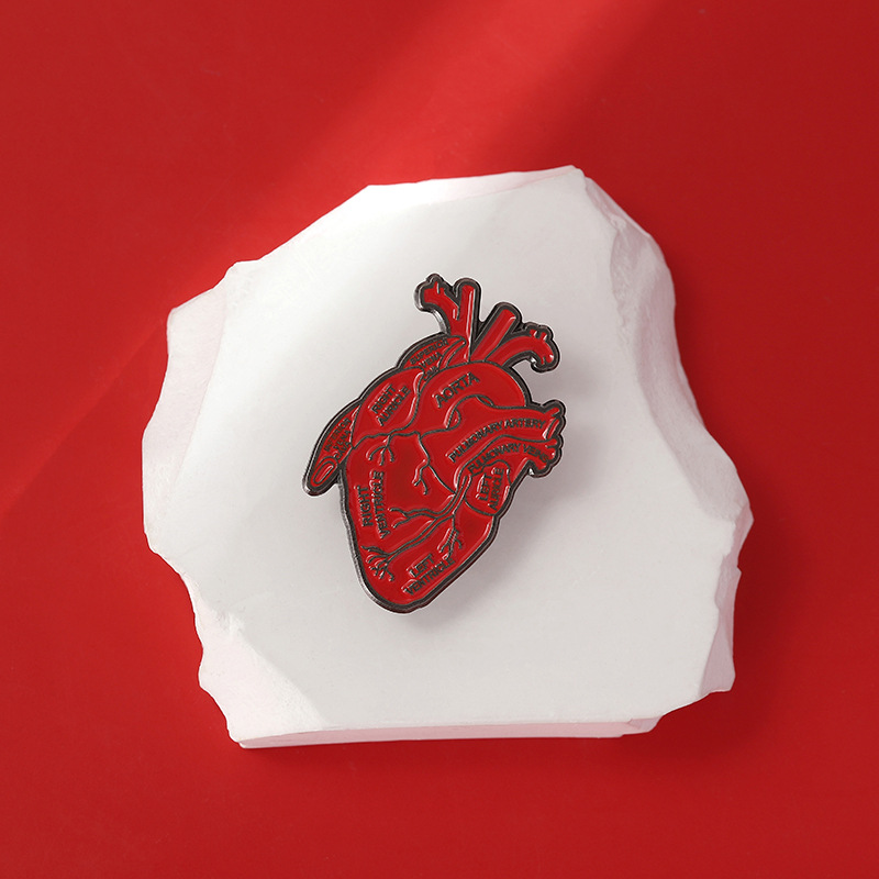 Anatomical Heart Enamel Pin Br - đánh giá và giá Medical Label